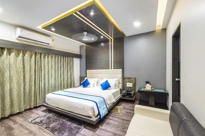 Hotel Corona Bharuch Exteriér fotografie